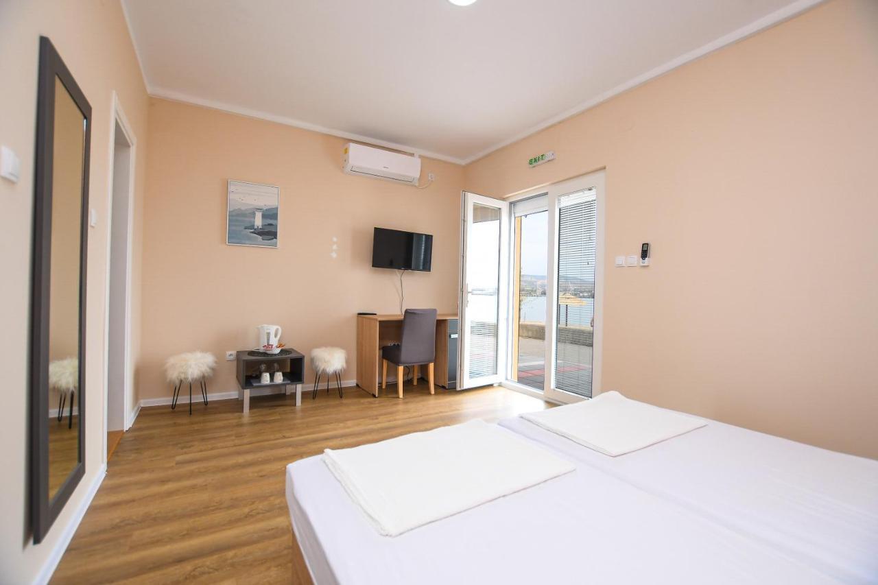 Danubiana Apartments 5 Kladovo Zewnętrze zdjęcie