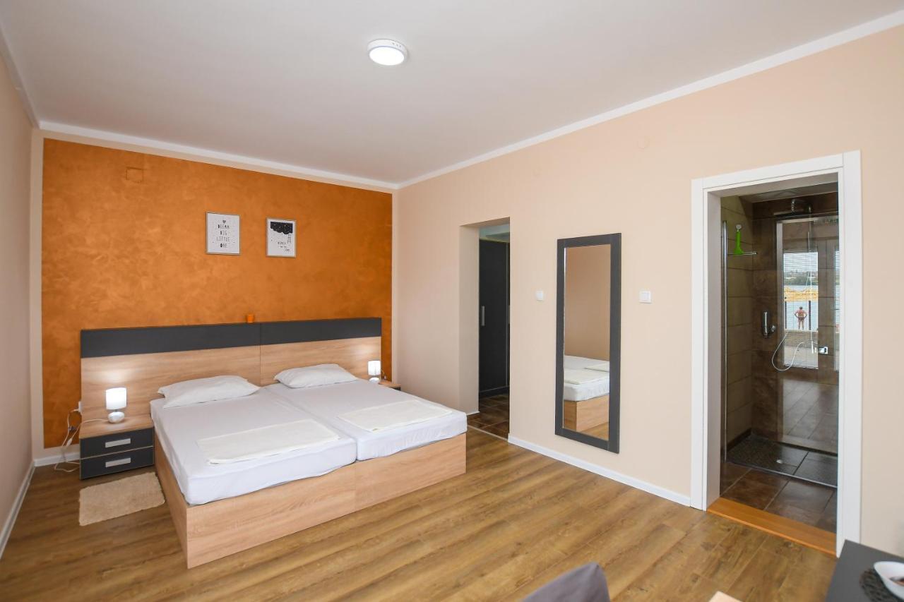Danubiana Apartments 5 Kladovo Zewnętrze zdjęcie